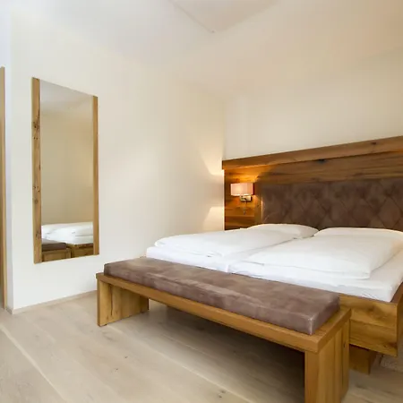 Haus Zirngast Hotel