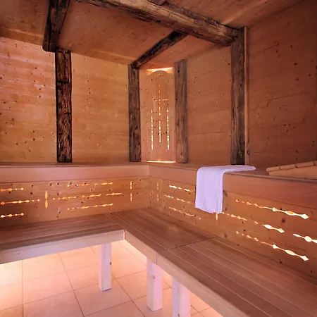 ホテル Haus Zirngast