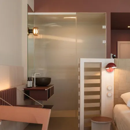 Haus Zirngast 酒店 4*