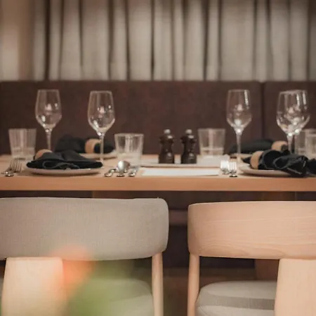 Haus Zirngast 4* 斯拉德明