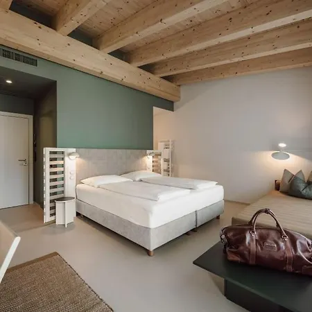 ホテル Haus Zirngast