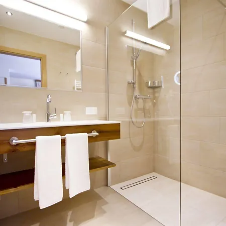 Haus Zirngast 3*