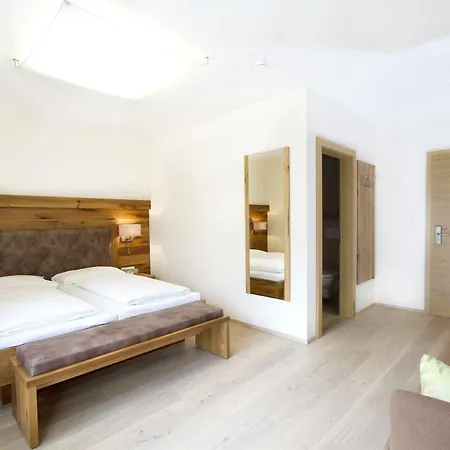 Haus Zirngast Ξενοδοχείο 3*