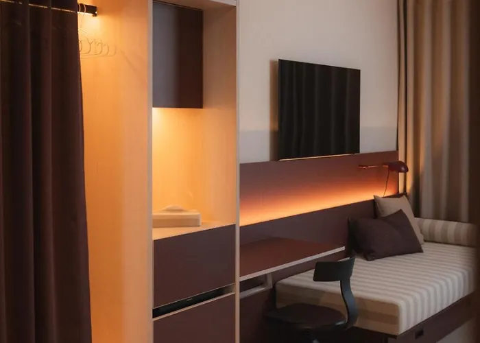 Hotel Haus Zirngast 4*